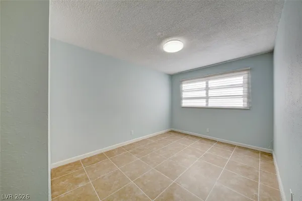 $1,195 | 1700 Rexford Drive, Unit 104, Las Vegas, NV 89104