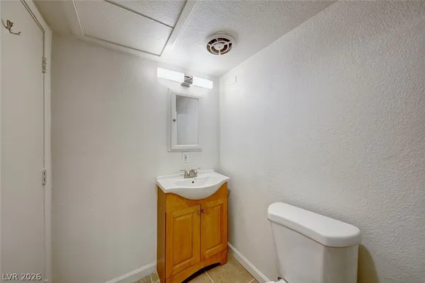 $1,195 | 1700 Rexford Drive, Unit 104, Las Vegas, NV 89104