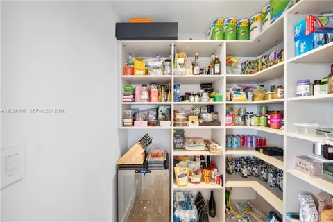 $4,250,000 | 2678 Tigertail Avenue, Unit 1702, Miami, FL 33133
