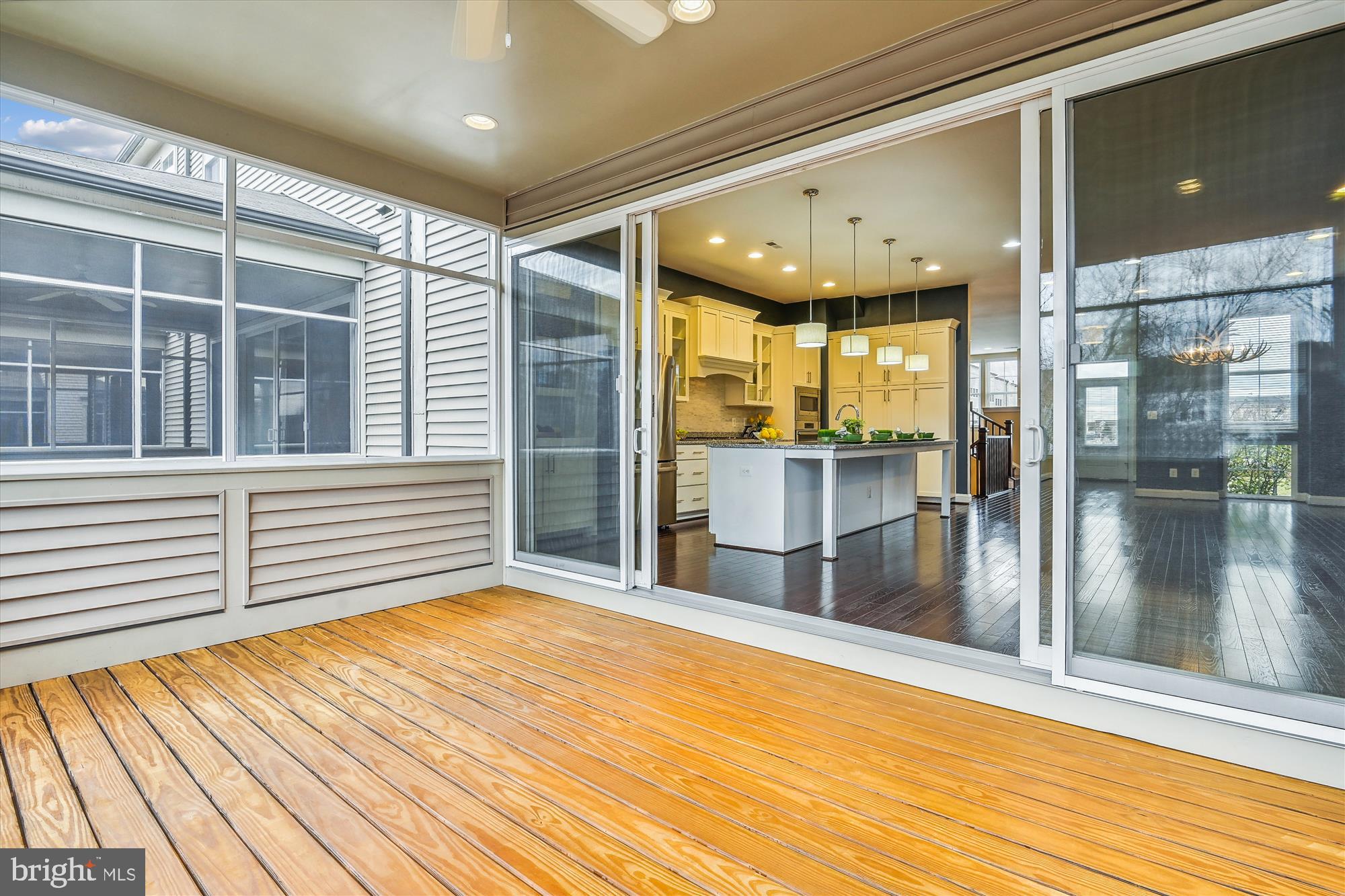 23550 Epperson Square Brambleton, VA 20148 - Photo 13 of 35 Great outdoor space