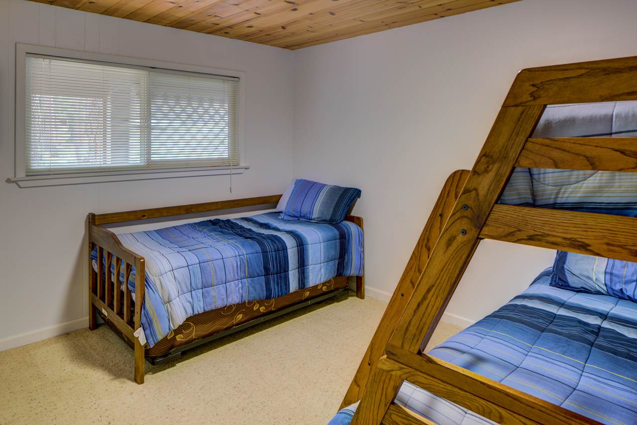 5859 Dodowah Road Carnelian Bay, CA 96140 - Photo 12 of 14 Gallery Image 12
