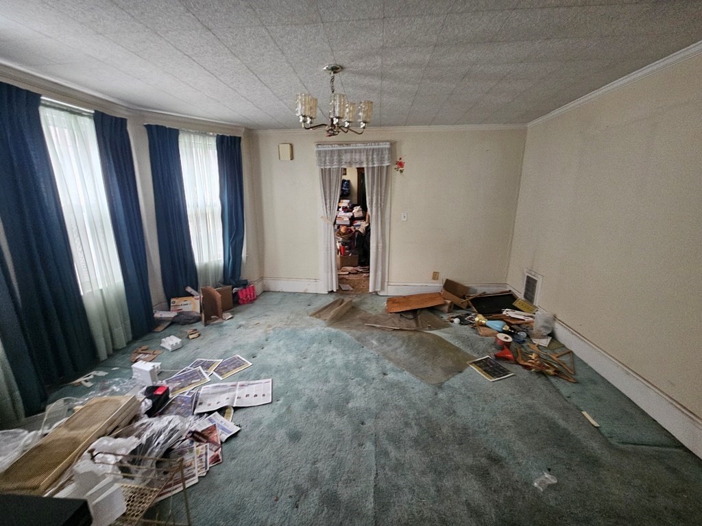 283 Wilbraham Road Springfield, MA 01109 - Photo 12 of 14