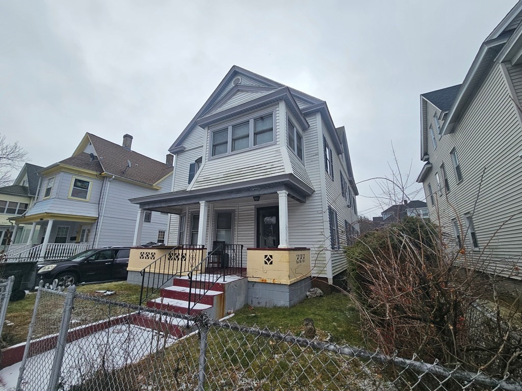 283 Wilbraham Road Springfield, MA 01109 - Photo 2 of 14