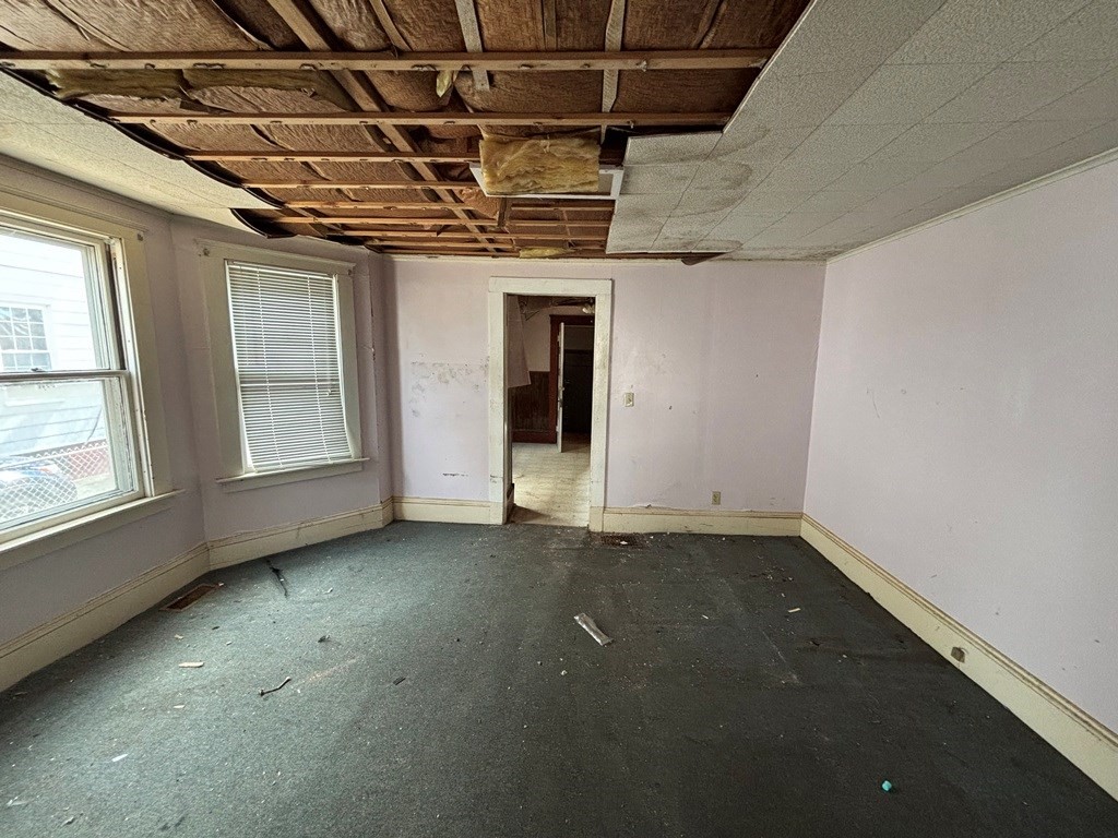 283 Wilbraham Road Springfield, MA 01109 - Photo 7 of 30 Gallery Image 7