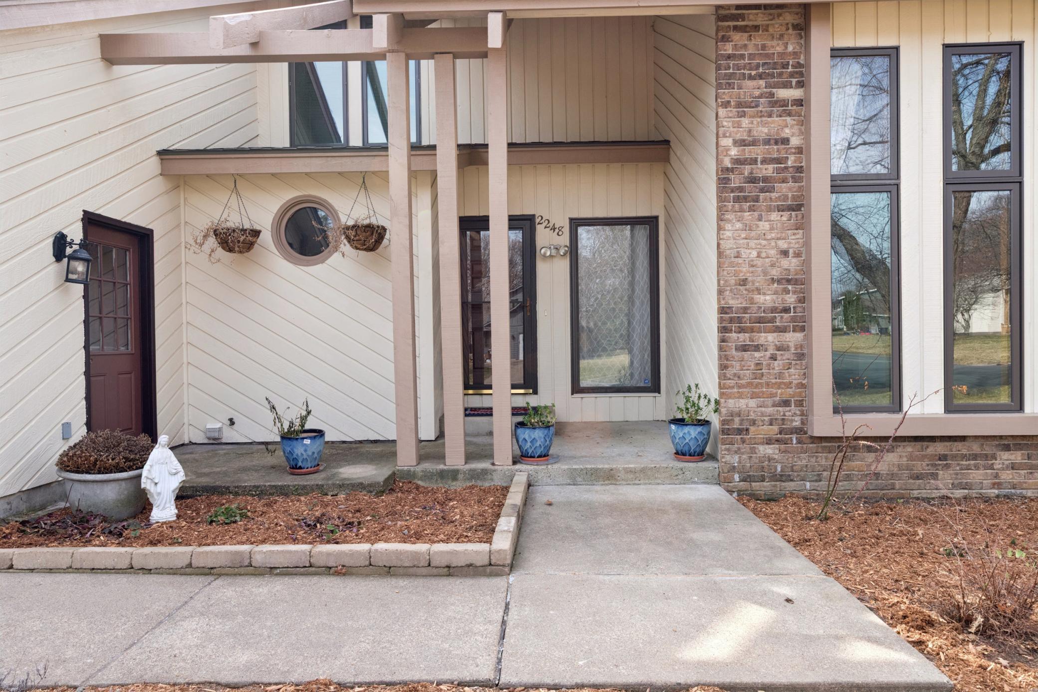 2248 James Street Eagan, MN 55122 - Photo 3 of 39