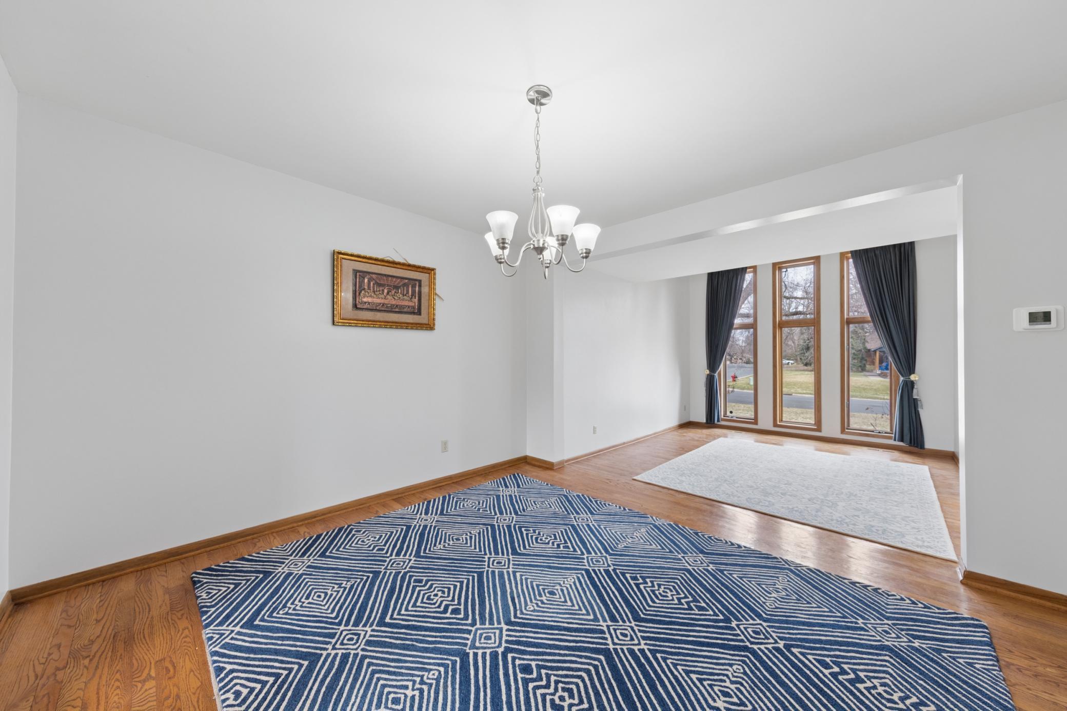 2248 James Street Eagan, MN 55122 - Photo 7 of 39