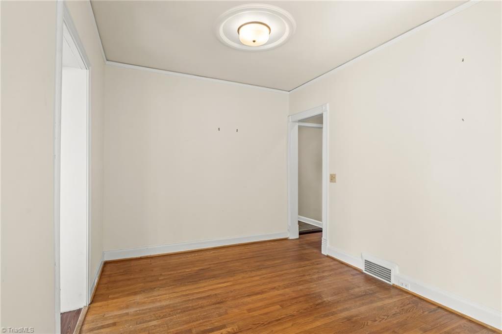 324 Woodrow Avenue High Point, NC 27262 - Photo 11 of 36