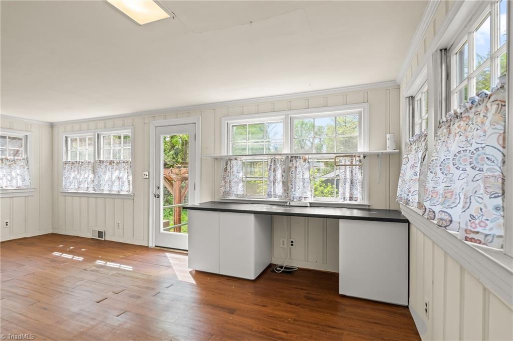 324 Woodrow Avenue High Point, NC 27262 - Photo 16 of 36