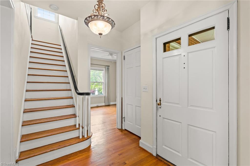 324 Woodrow Avenue High Point, NC 27262 - Photo 6 of 36