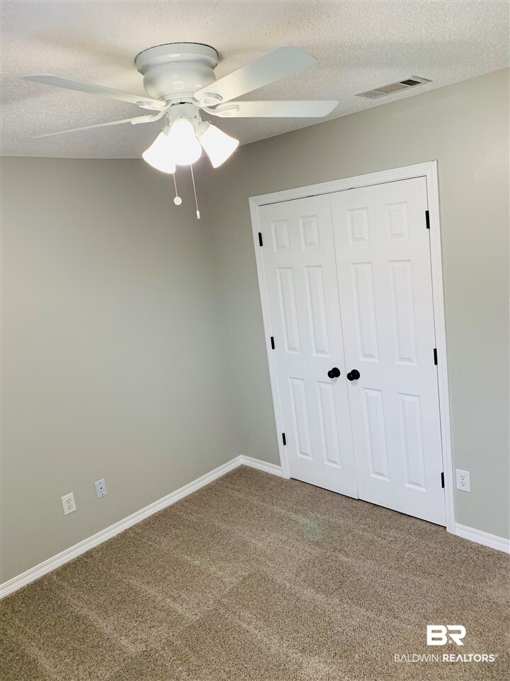 29245 Canterbury Road Daphne, AL 36526 - Photo 20 of 23