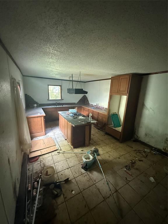 405 South Colorado Street Whitney, TX 76692 - Photo 7 of 11