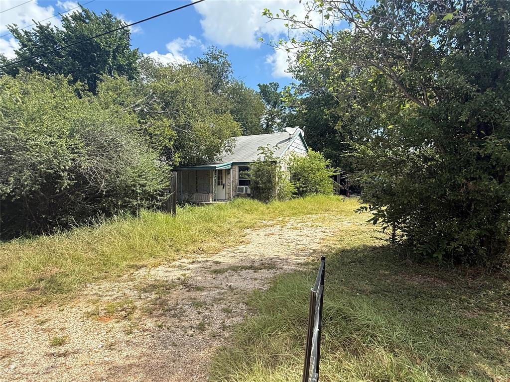 405 South Colorado Street Whitney, TX 76692 - Photo 9 of 11