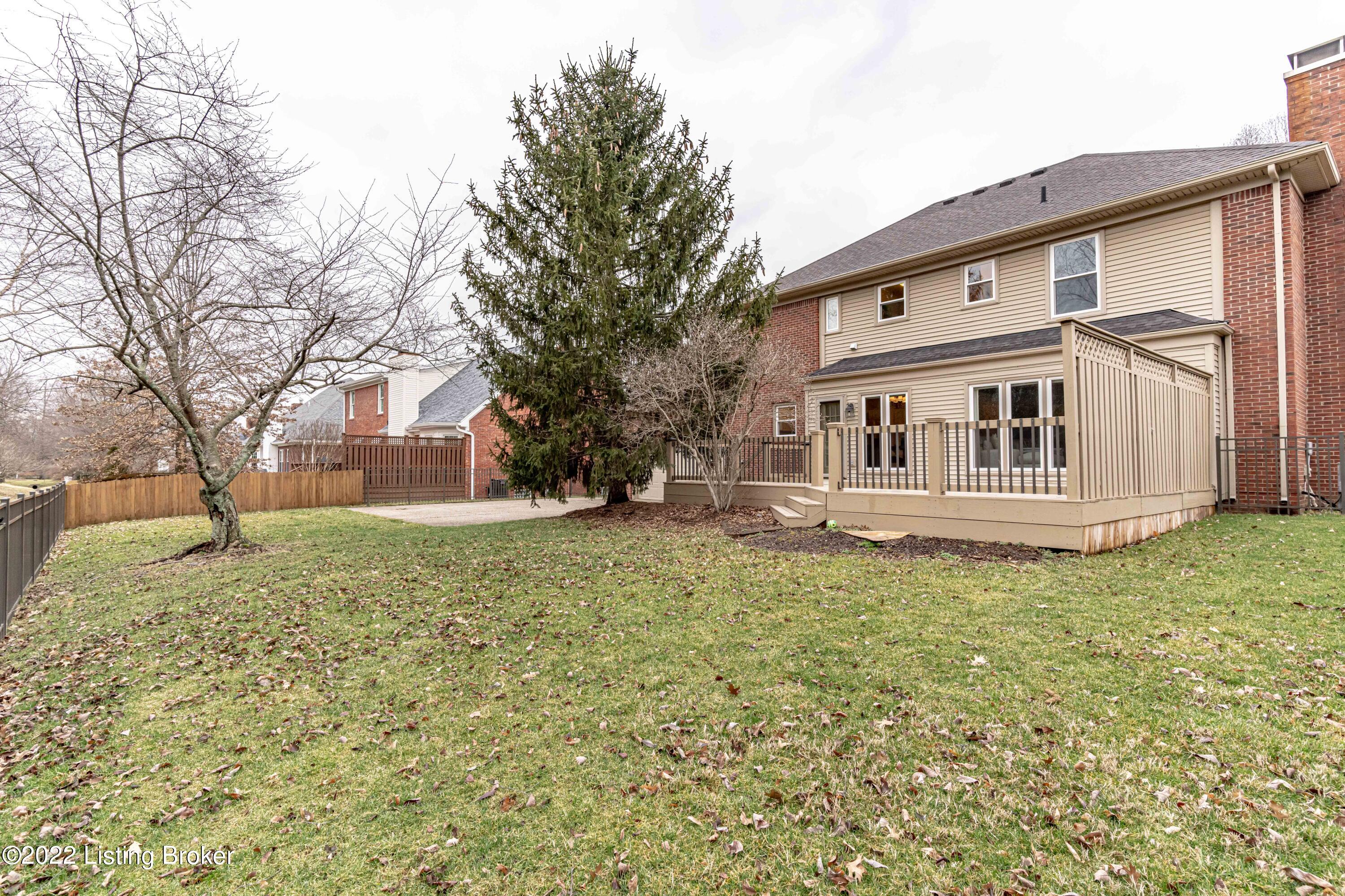 10529 Edgewater Road Louisville, KY 40223 - Photo 55 of 55 DSC00111