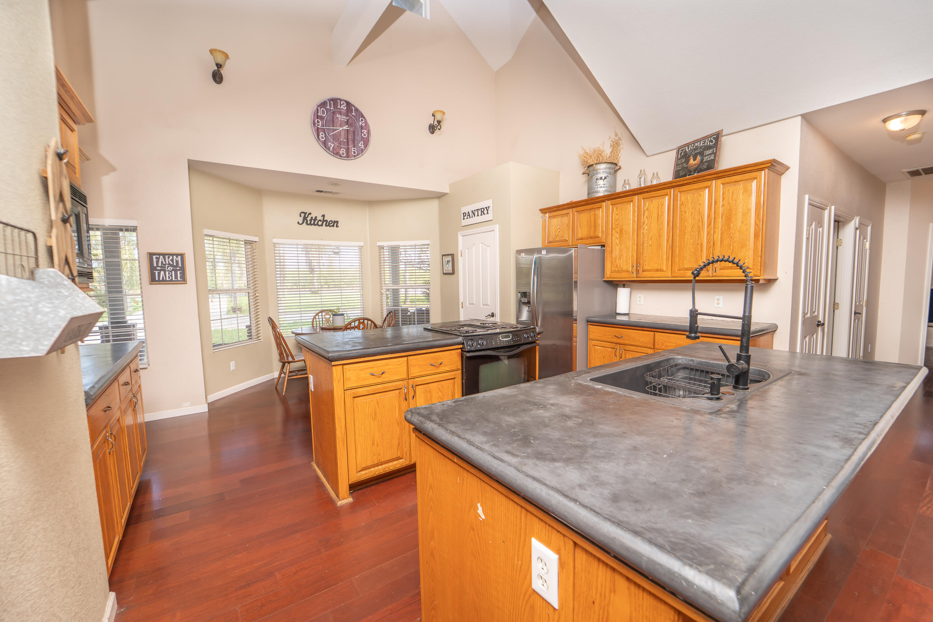 25744 Road 188 Exeter, CA 93221 - Photo 8 of 47 4