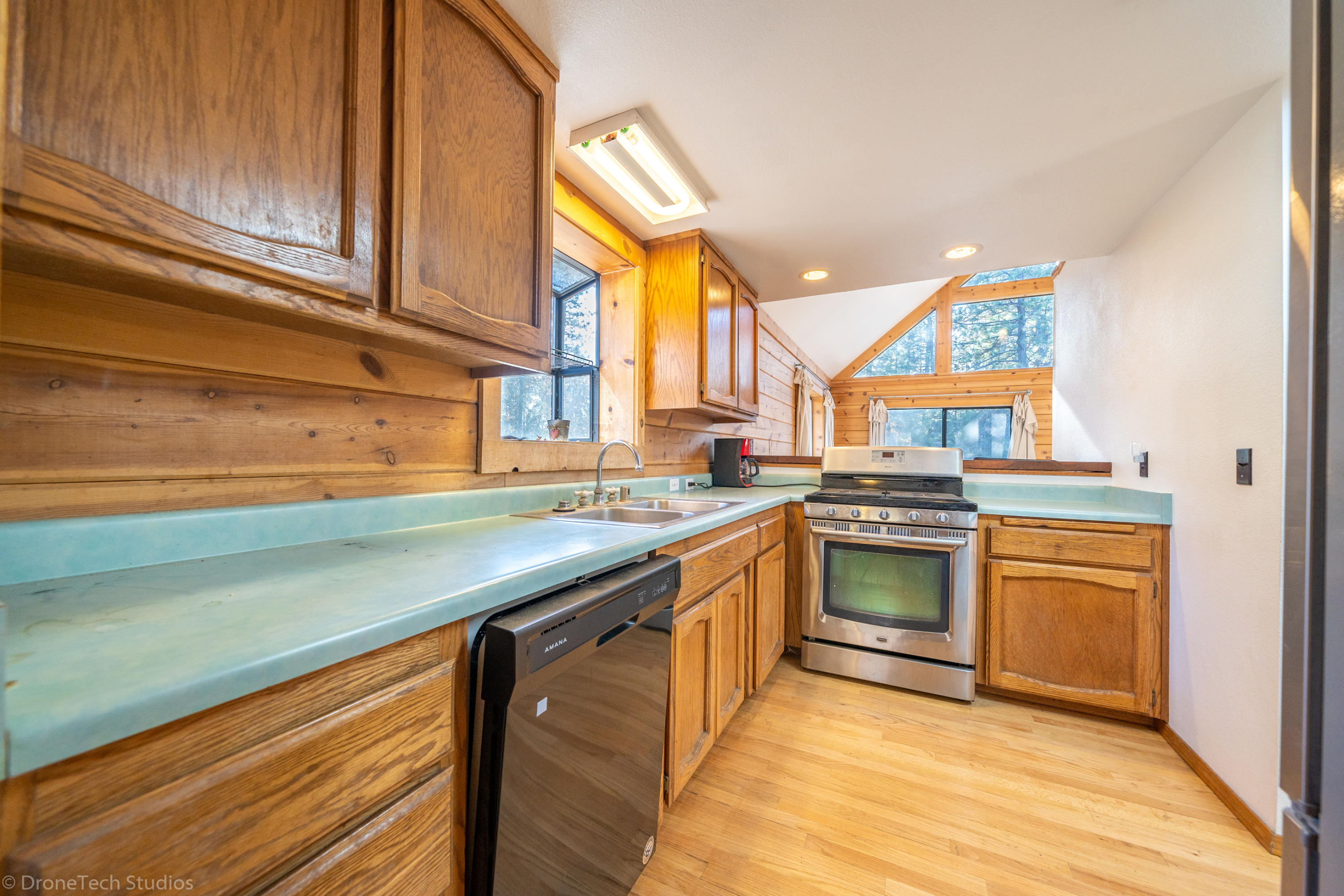 17178 Phillips Road Oak Run, CA 96069 - Photo 24 of 65 17178 Phillips Rd-20