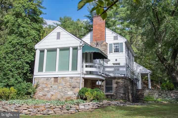 18279 Foundry Road Purcellville, VA 20132 - Photo 3 of 36