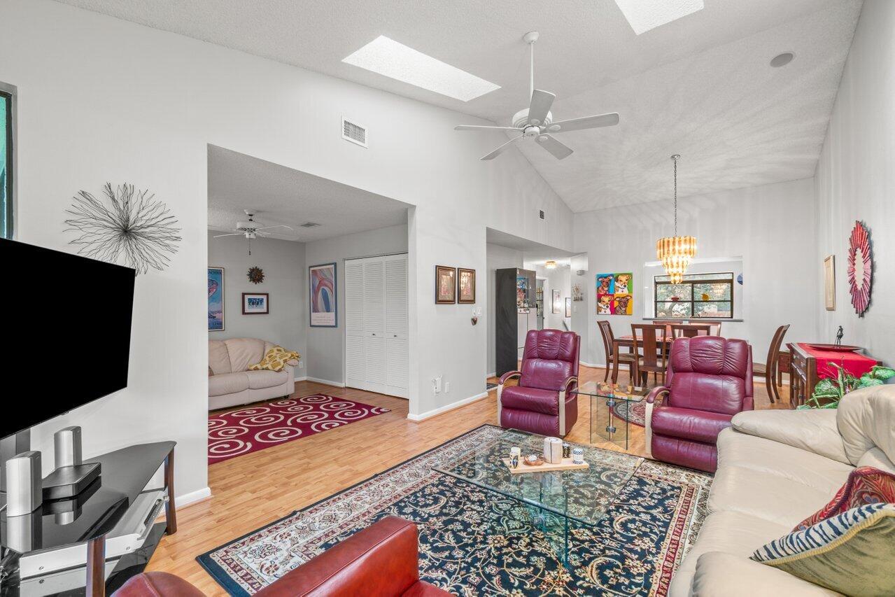7906 La Mirada Drive Boca Raton, FL 33433 - Photo 16 of 38 016-7906LaMiradaDrive-BocaRaton-FL-33433