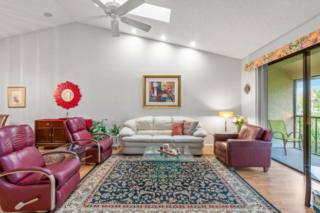 7906 La Mirada Drive Boca Raton, FL 33433 - Photo 17 of 38 017-7906LaMiradaDrive-BocaRaton-FL-33433