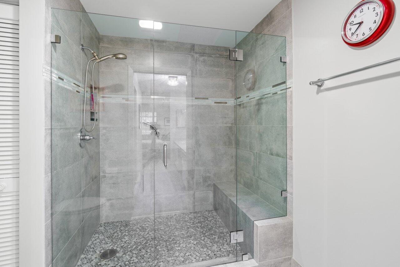 7906 La Mirada Drive Boca Raton, FL 33433 - Photo 22 of 38 020-7906LaMiradaDrive-BocaRaton-FL-33433
