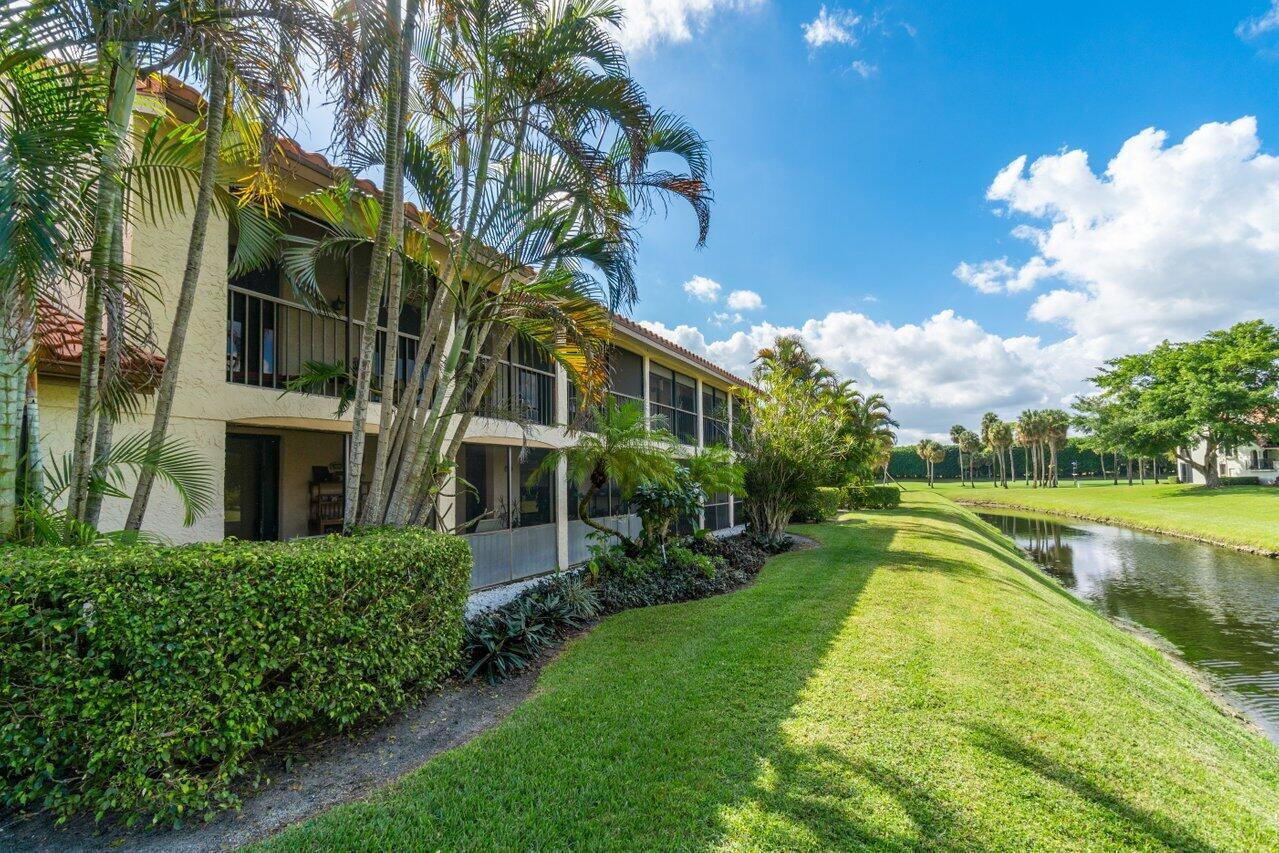 7906 La Mirada Drive Boca Raton, FL 33433 - Photo 32 of 38 032-7906LaMiradaDrive-BocaRaton-FL-33433