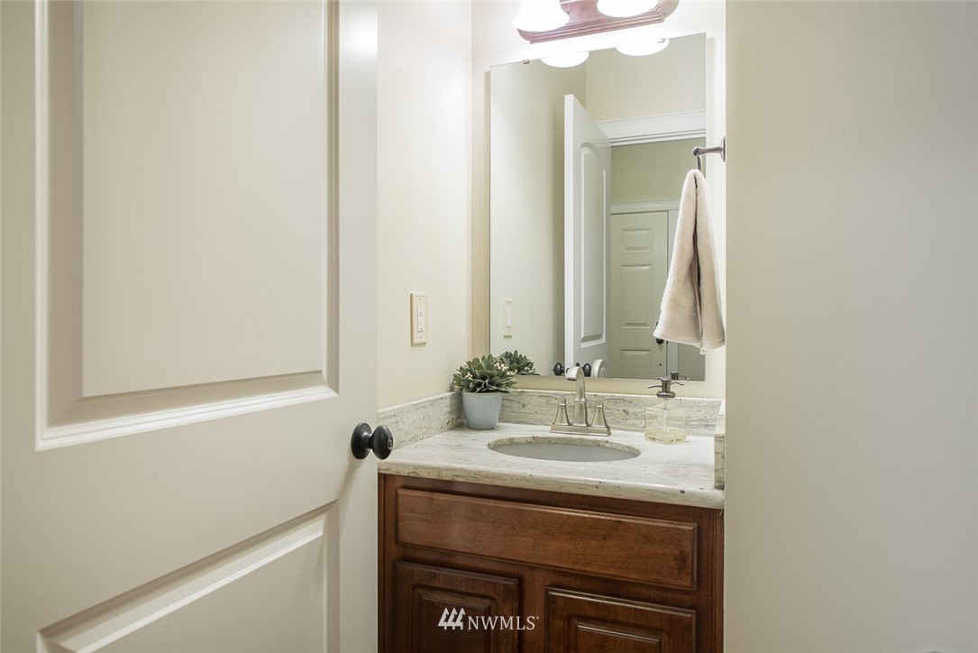 909 225th Place Southeast Bothell, WA 98021 - Photo 12 of 23