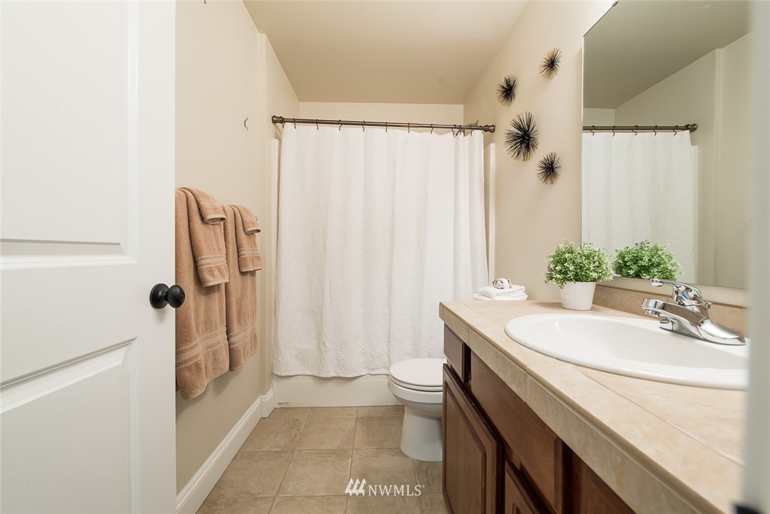 909 225th Place Southeast Bothell, WA 98021 - Photo 15 of 23