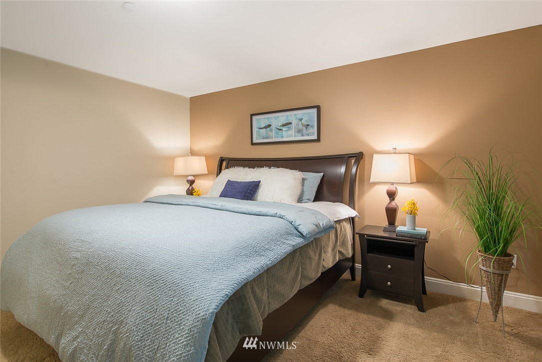909 225th Place Southeast Bothell, WA 98021 - Photo 16 of 23