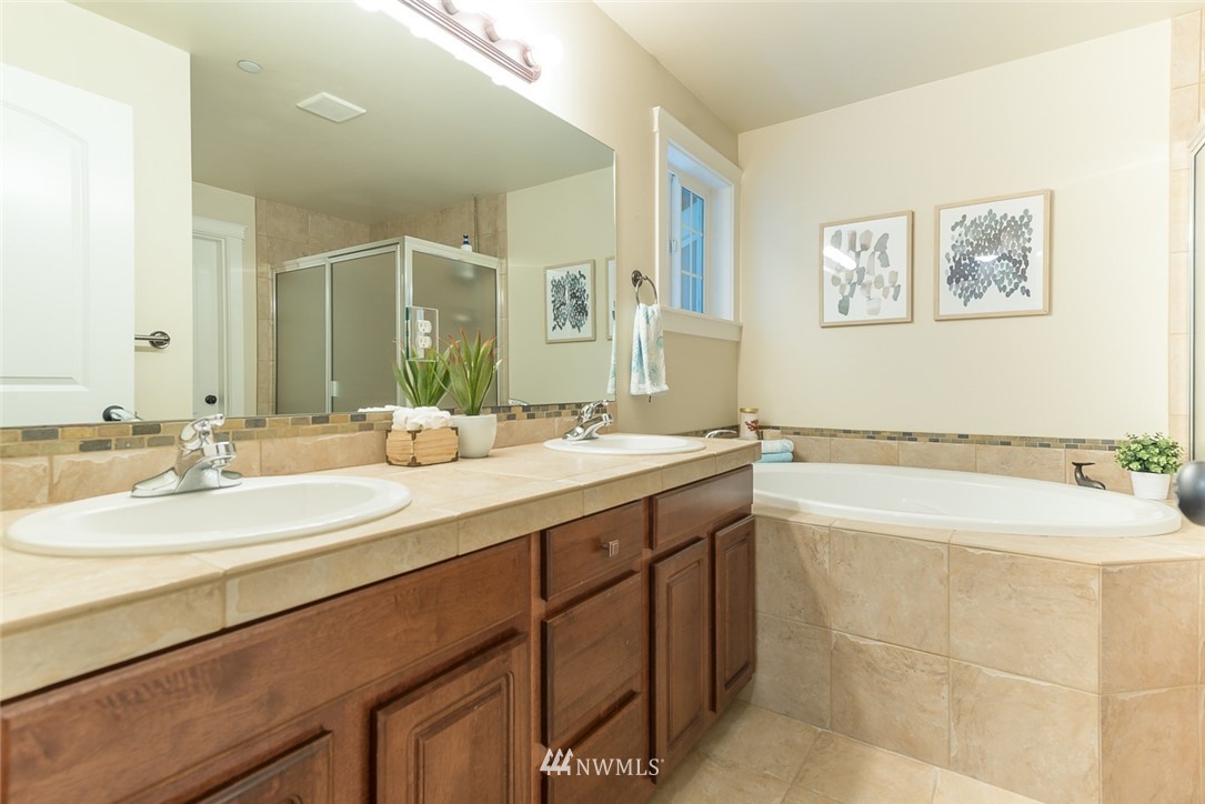 909 225th Place Southeast Bothell, WA 98021 - Photo 19 of 23