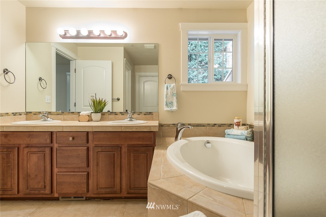 909 225th Place Southeast Bothell, WA 98021 - Photo 21 of 23
