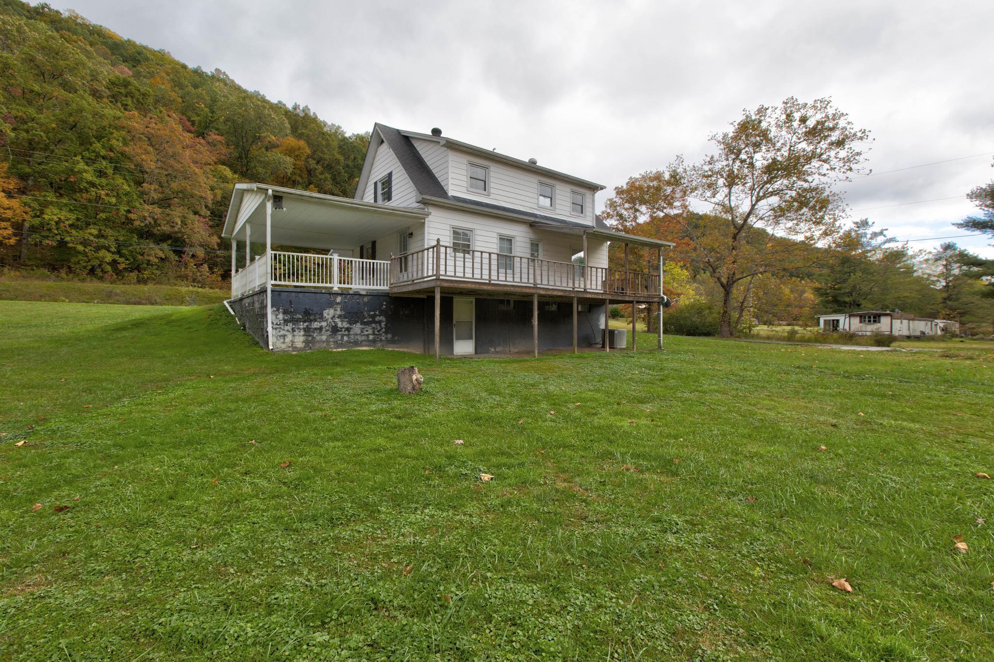 11965 Cranston Road Morehead, KY 40351 - Photo 10 of 28 PWM22487_8_9