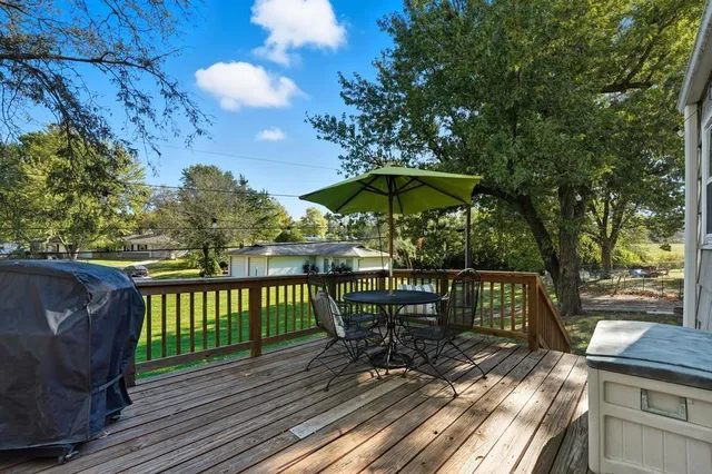 $360,000 | 6419 West 62nd Street, Mission, KS 66202