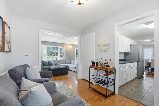 $360,000 | 6419 West 62nd Street, Mission, KS 66202