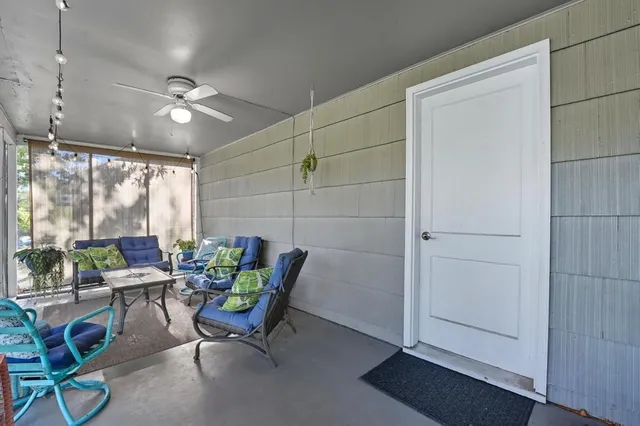 $360,000 | 6419 West 62nd Street, Mission, KS 66202