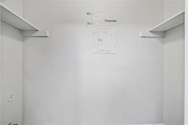 a view of utility room