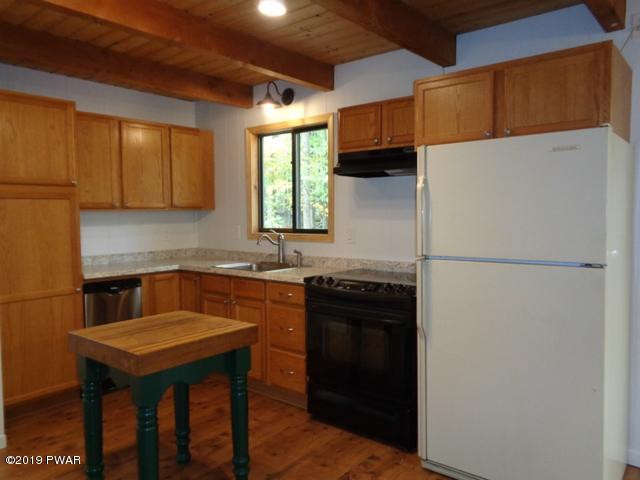 195 Fawn Road Lake Ariel, PA 18436 - Photo 18 of 37