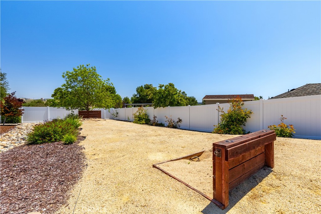 1275 Shane Lane Templeton, CA 93465 - Photo 56 of 70