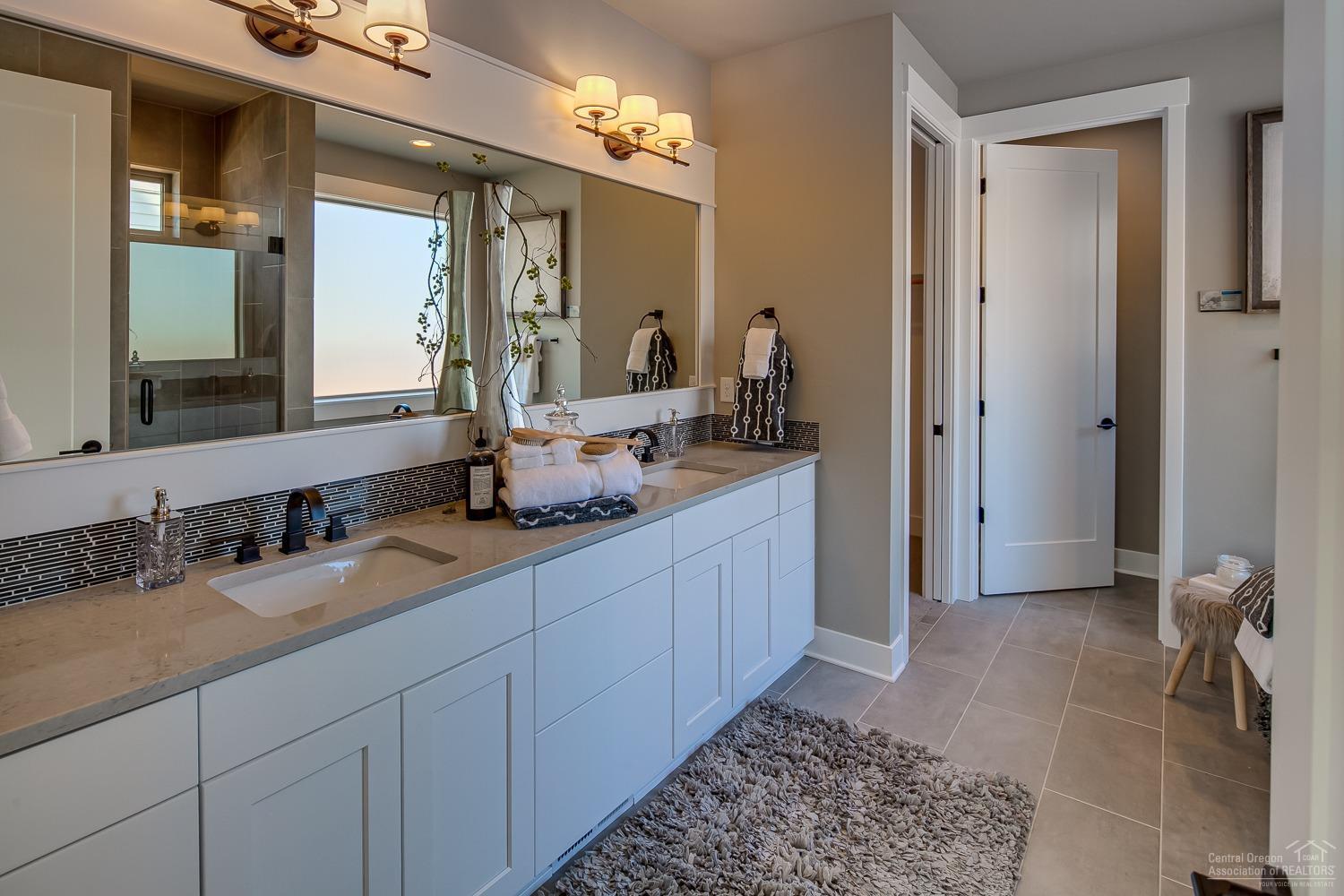 60894 River Rim Drive Bend, OR 97702 - Photo 20 of 26 Gallery Image 20