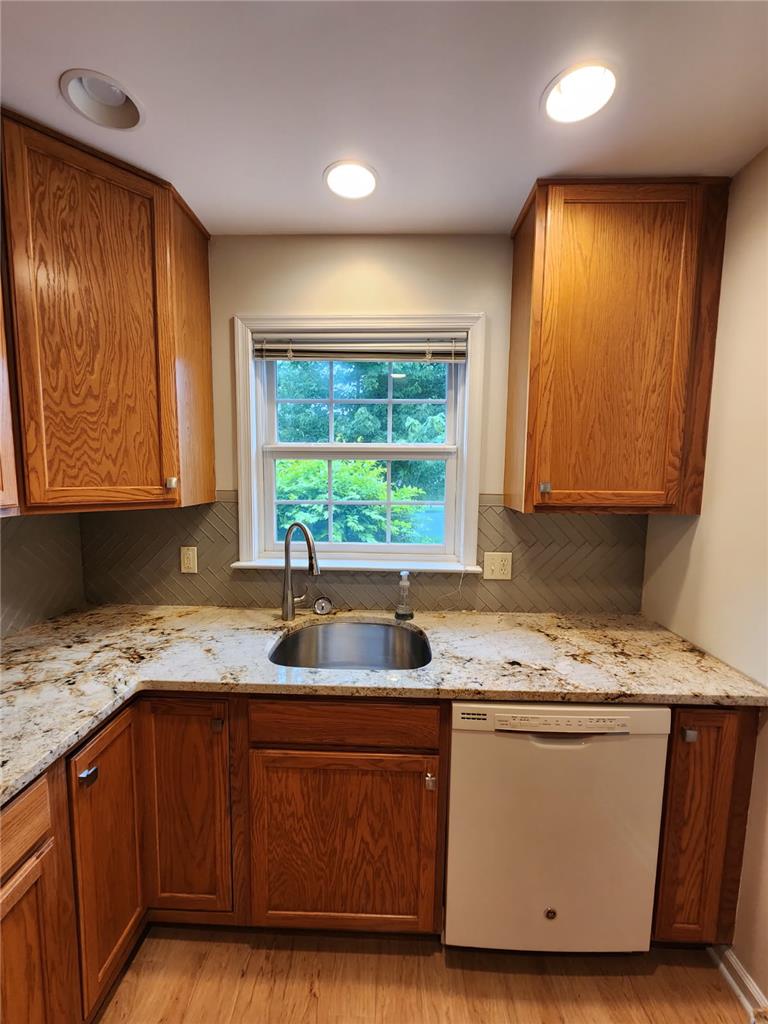 2740 Upstream Farm Road Easton, PA 18040 - Photo 3 of 13 Custom cabinetry and generous counter space create a functional and attractive kitchen environment.