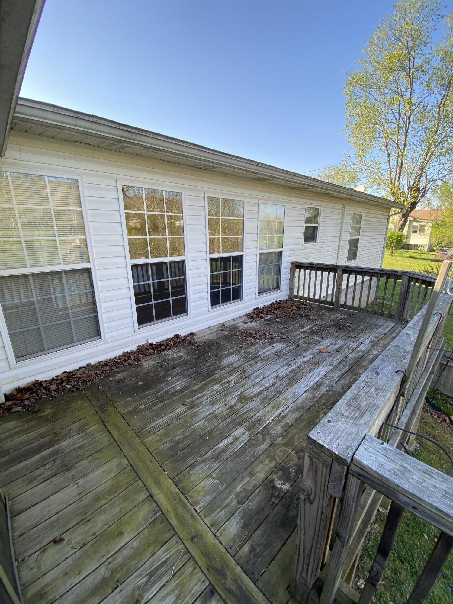 404 Riverside Drive Clinton, TN 37716 - Photo 17 of 19 IMG_1699