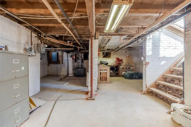 $1,350,000 | 2055 Boisseau Avenue, Southold, NY 11971