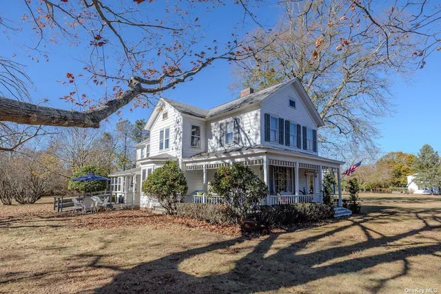 $1,350,000 | 2055 Boisseau Avenue, Southold, NY 11971