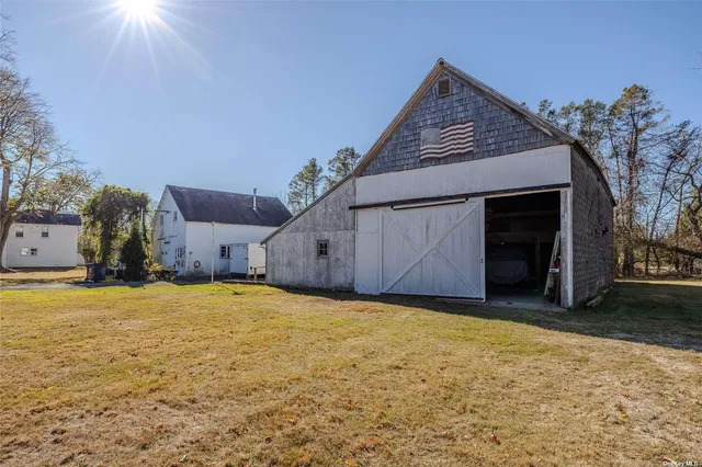 $1,350,000 | 2055 Boisseau Avenue, Southold, NY 11971