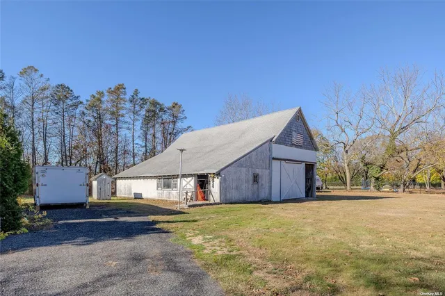 $1,350,000 | 2055 Boisseau Avenue, Southold, NY 11971