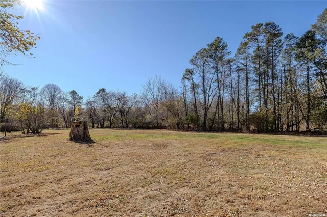 $1,350,000 | 2055 Boisseau Avenue, Southold, NY 11971