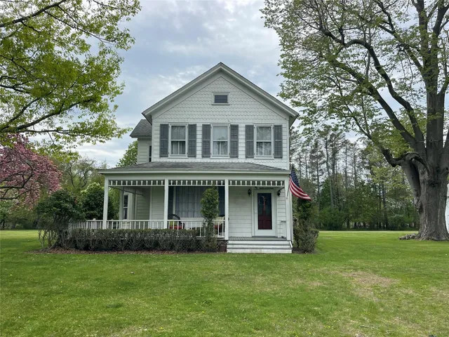 $1,350,000 | 2055 Boisseau Avenue, Southold, NY 11971