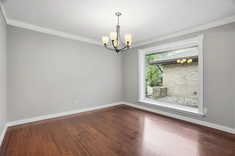$329,900 | 6408 Welch Avenue, Fort Worth, TX 76133