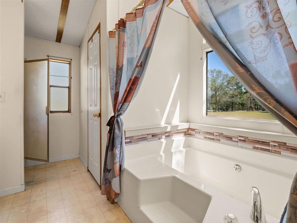 1390 Rea Road Deridder, LA 70634 - Photo 10 of 17