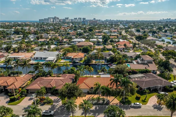 $15,000 | 3010 Northeast 58th Street, Fort Lauderdale, FL 33308