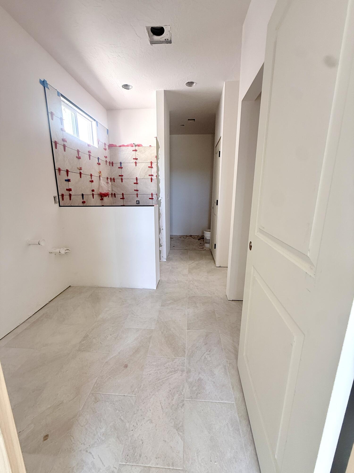 2678 East Suniva Way Street St. George, UT 84790 - Photo 7 of 14 Primary bathroom