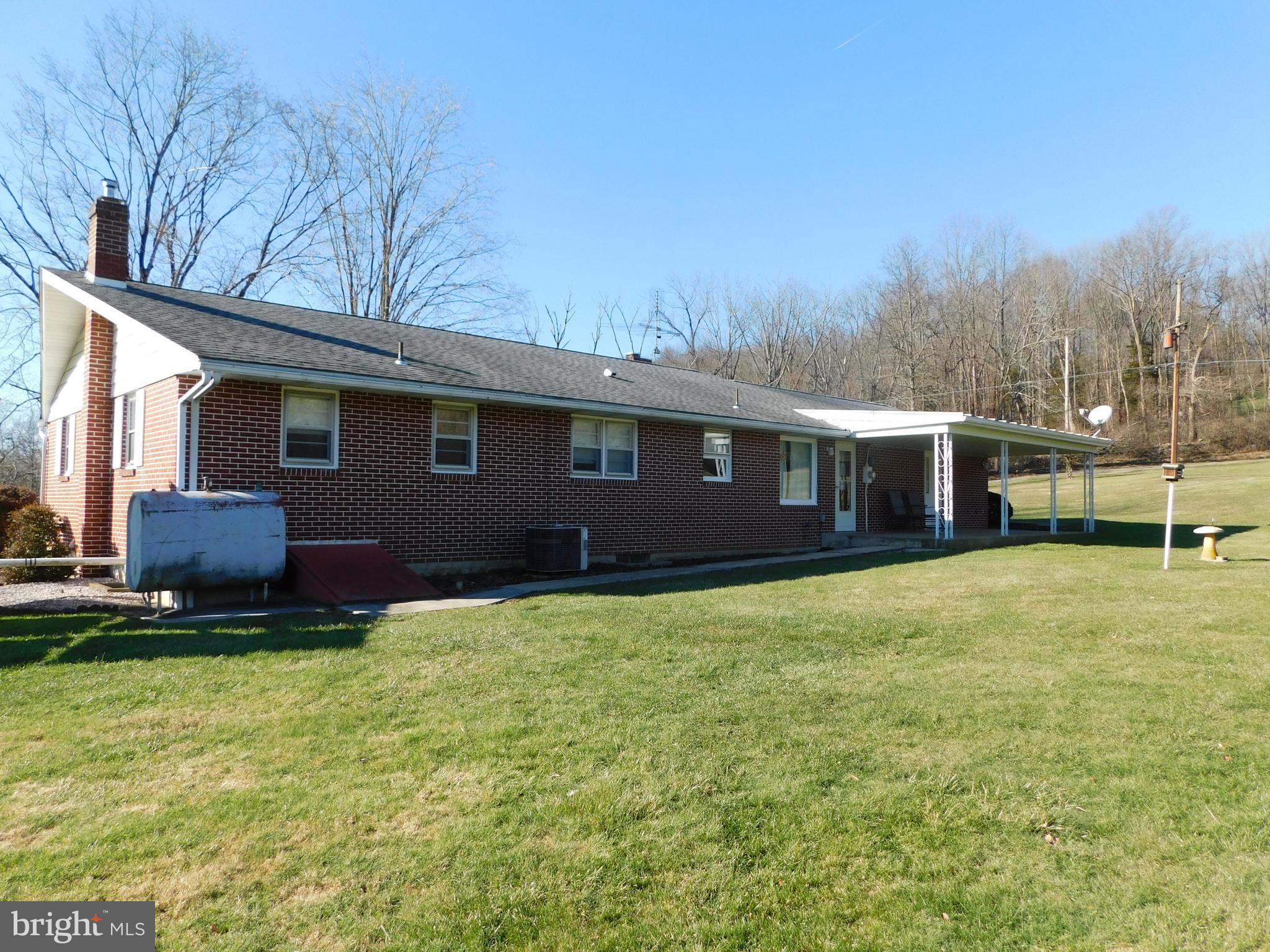 149 Old Boyer Road Fleetwood, PA 19522 - Photo 4 of 29 Gallery Image 4